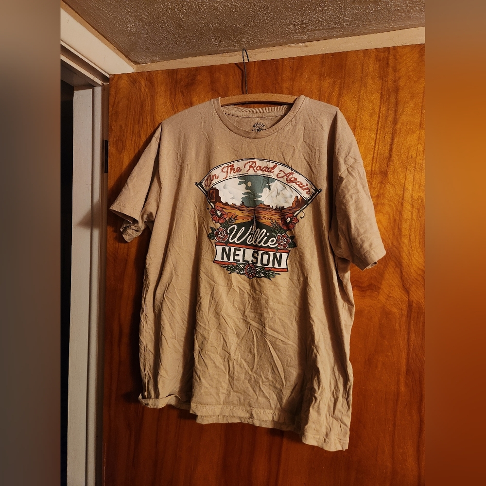 Willie Nelson Graphic Tan T-Shirt